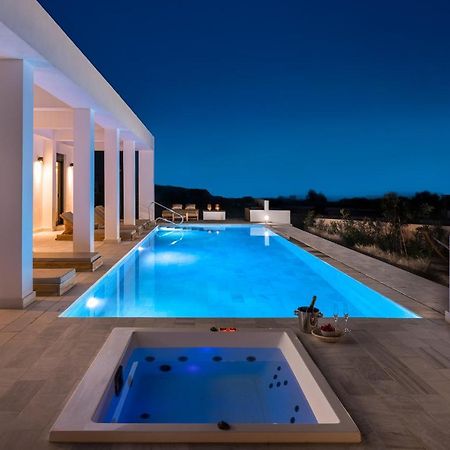 Seawater Villa لاخنيا المظهر الخارجي الصورة