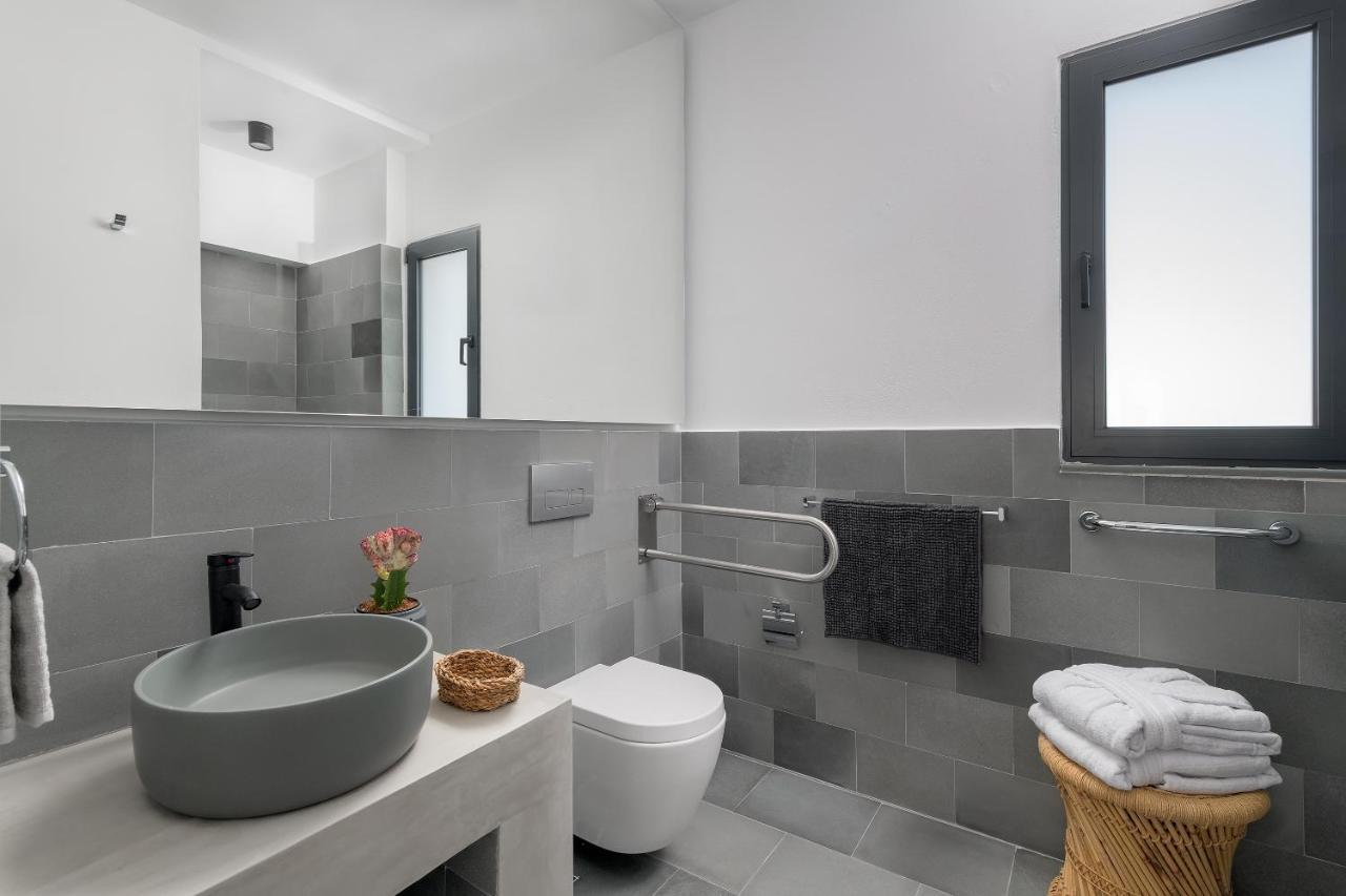 Seawater Villa لاخنيا المظهر الخارجي الصورة